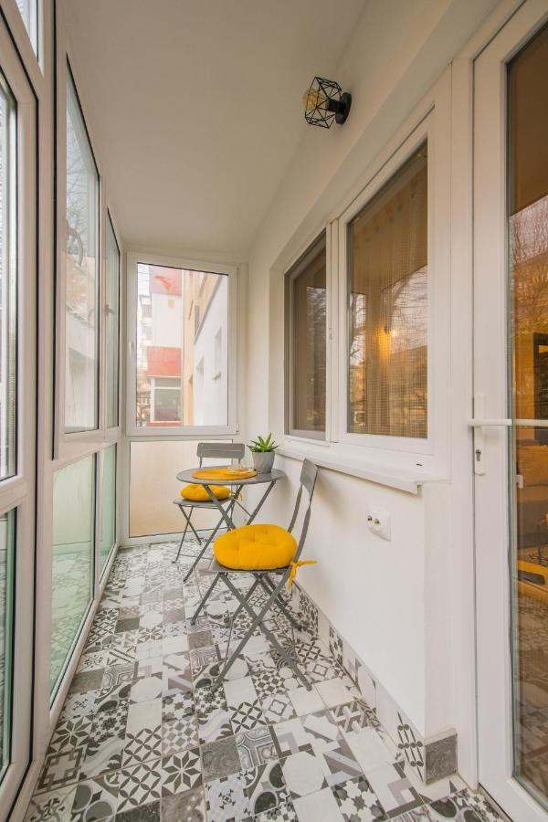 Kitty Sunflower Apartment Алба-Юлия Экстерьер фото